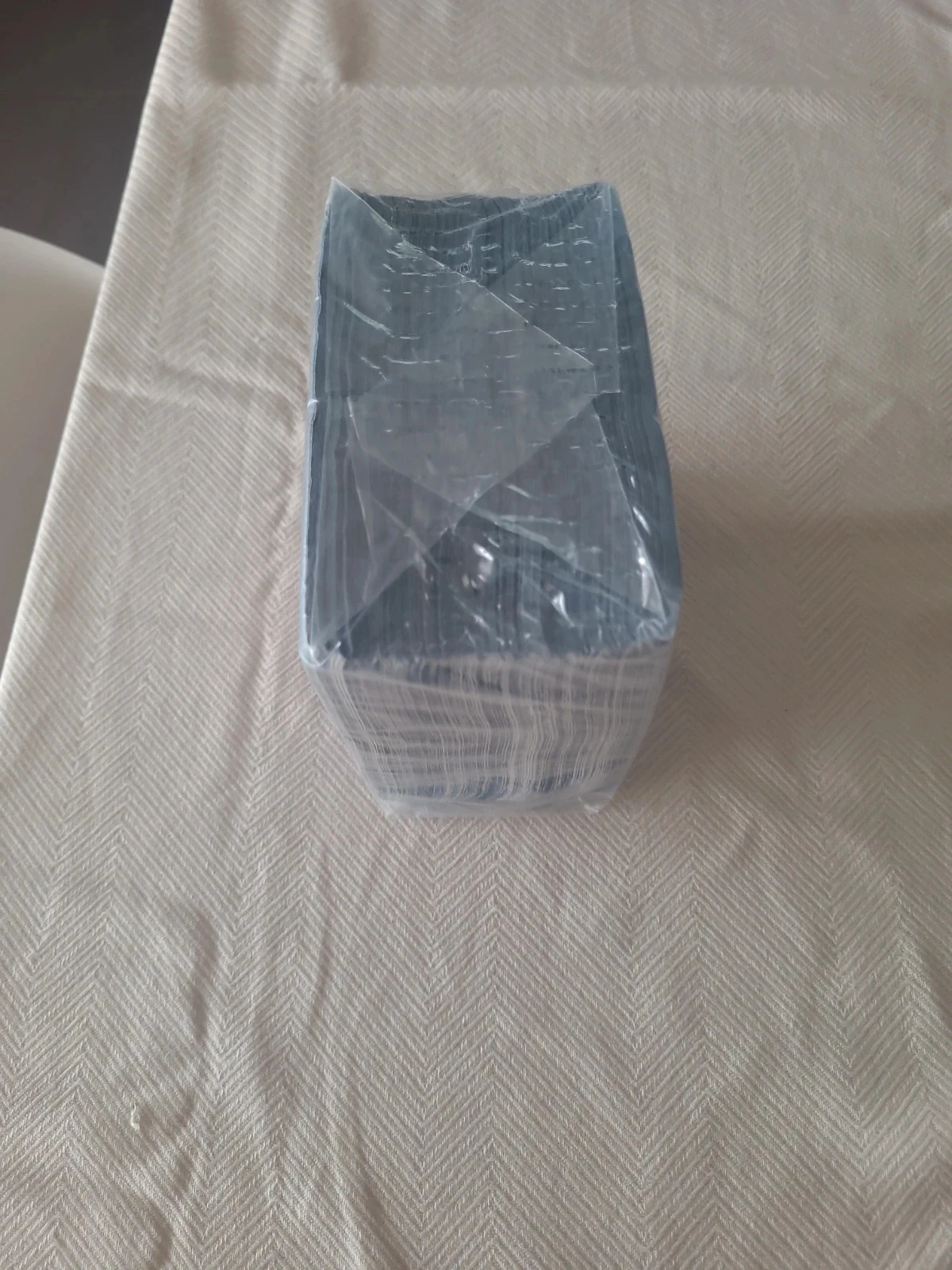 Lot of 100 Mr & Mrs paper napkins – photo 3